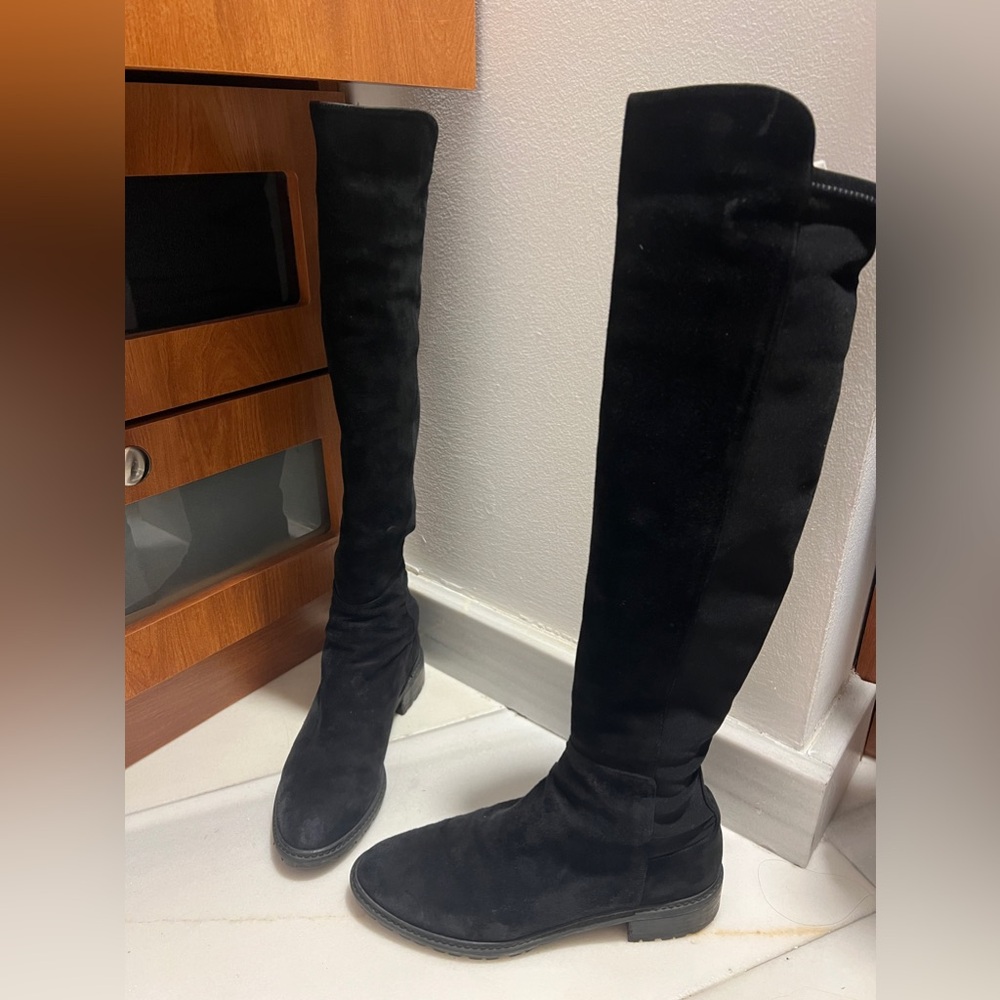 Stuart Weitzman Flat Boots 7.5 - image 1